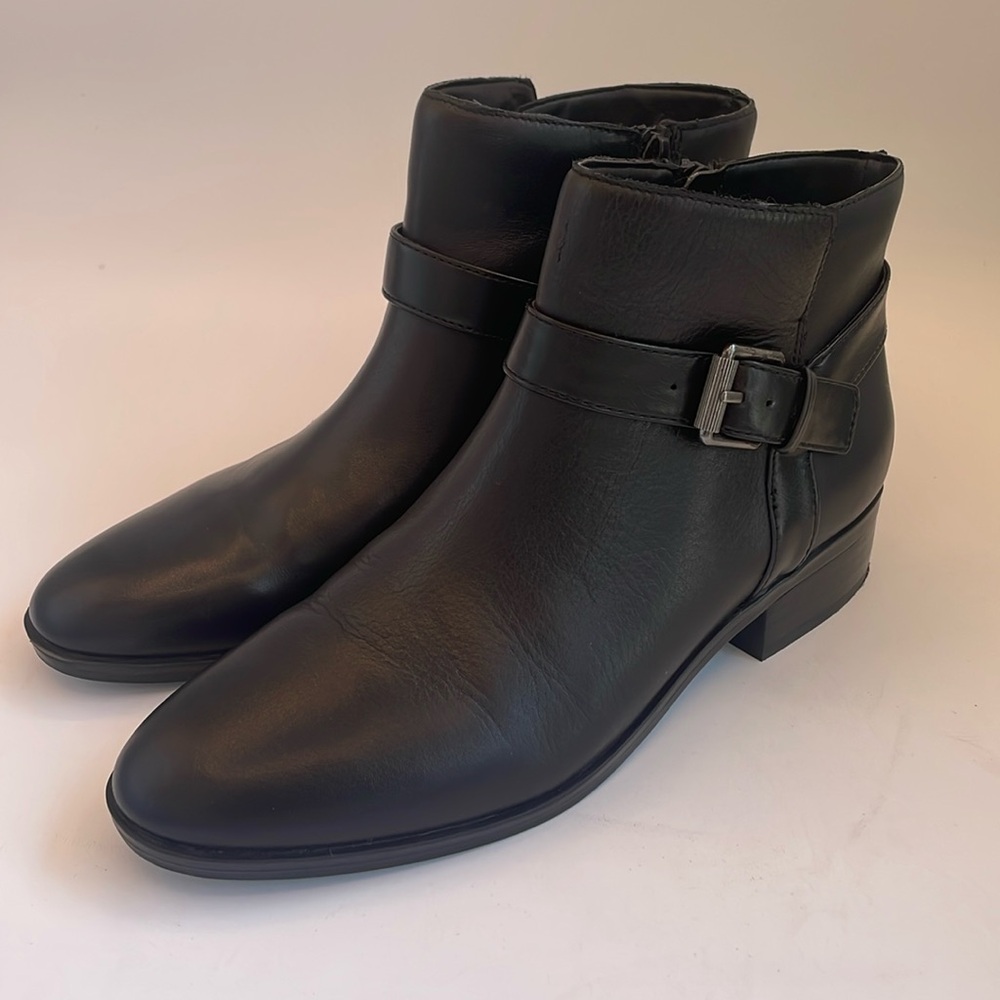 Naturalizer Ronan Black Leather Ankle Boot Strap Silver Buckle Moto Women’s 7.5M